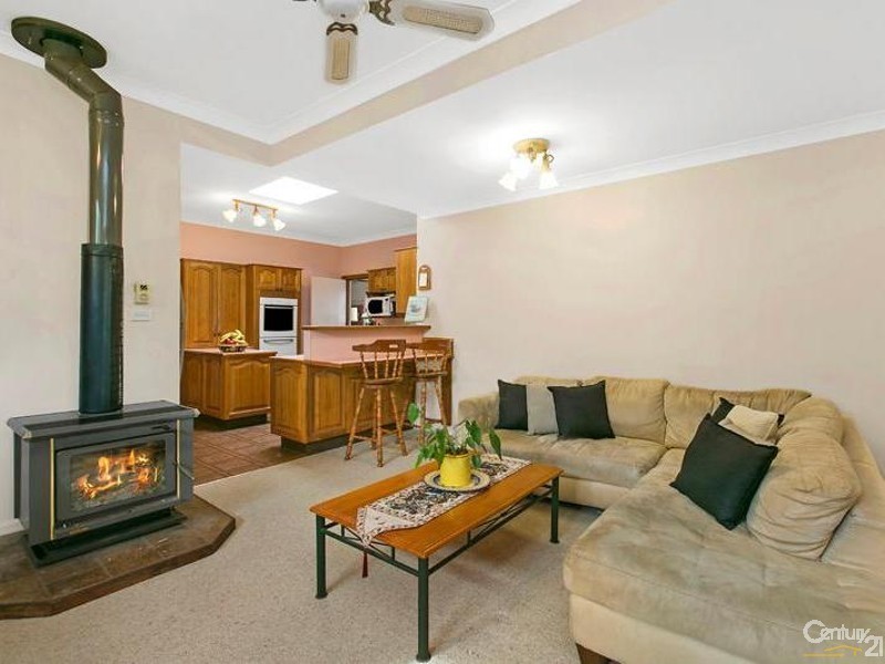 11 Barra Brui Cr, St Ives NSW 2075