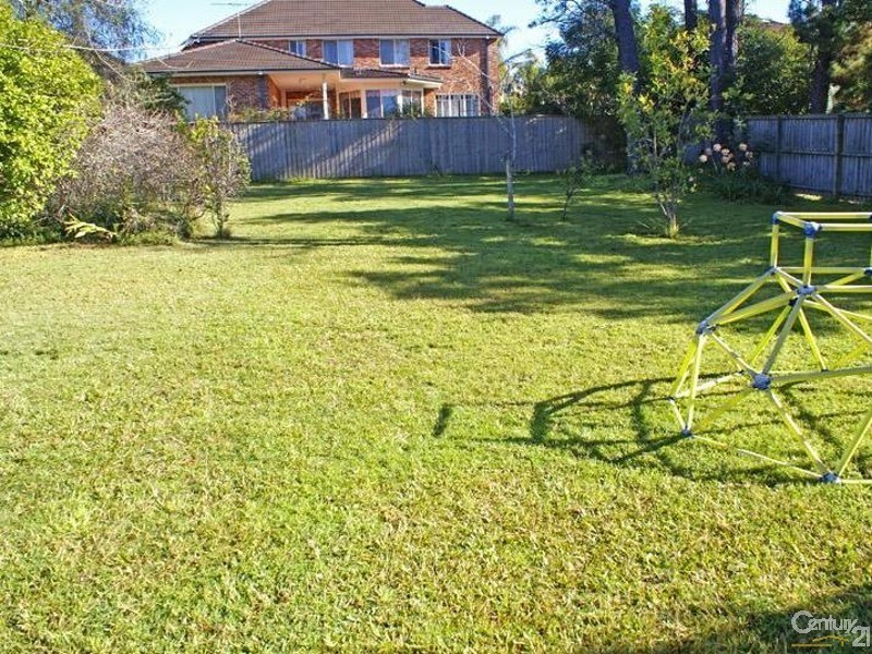 4 Darling Street, St Ives NSW 2075