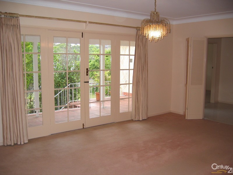 4 Darling Street, St Ives NSW 2075