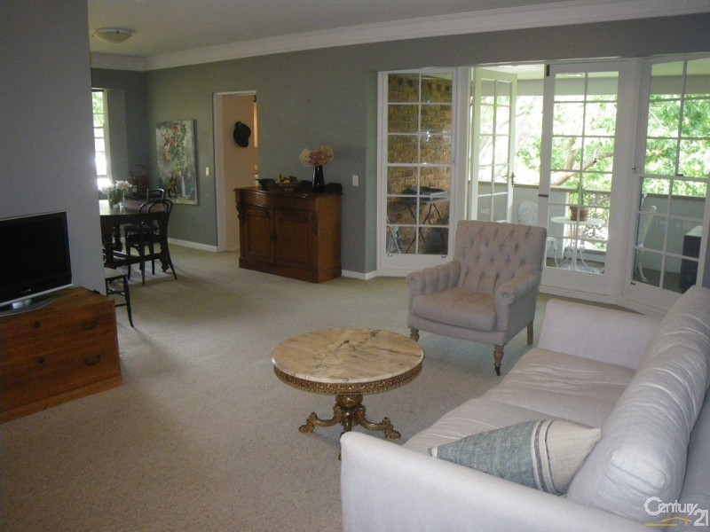 3/2 Cherry Street, Warrawee NSW 2074