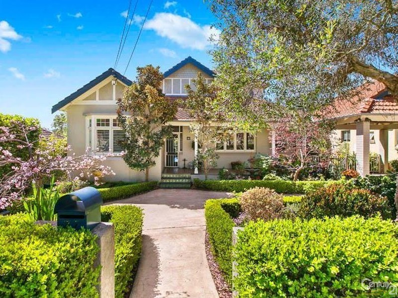 77 Shirley Road, Roseville NSW 2069