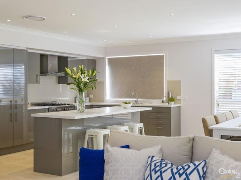 79 Highfield Rd, Lindfield NSW 2070