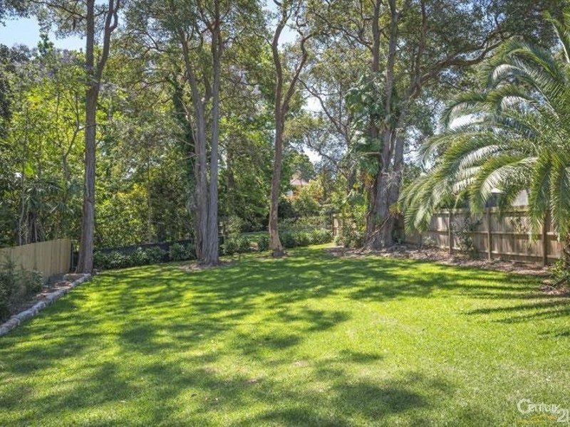 79 Highfield Rd, Lindfield NSW 2070