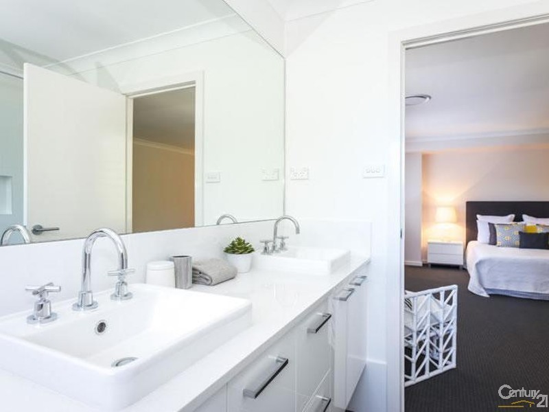 79 Highfield Rd, Lindfield NSW 2070