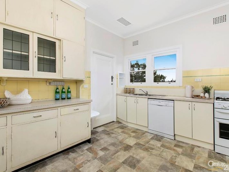 40 Park Avenue, Roseville NSW 2069