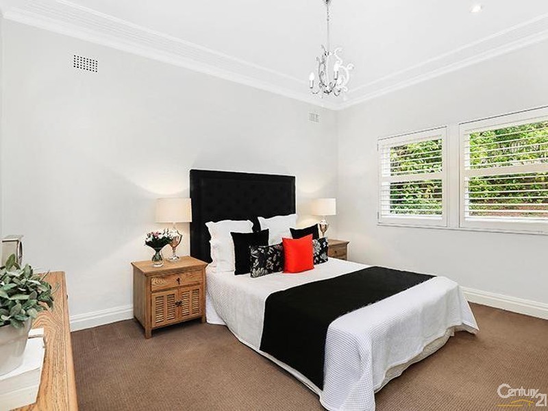 12 Earl Street, Roseville NSW 2069