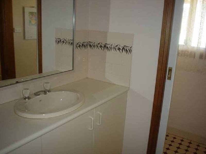 70 Cary Avenue, Wallerawang NSW 2845