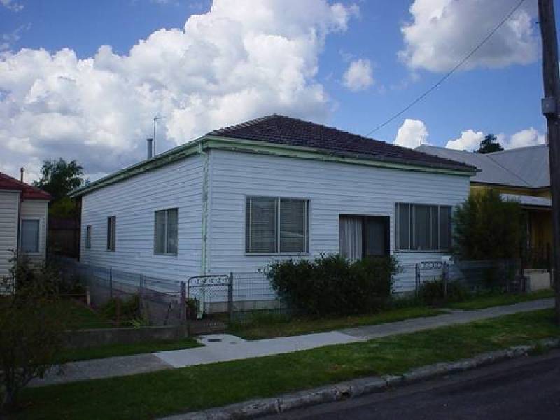 27 Tank Street, Lithgow NSW 2790