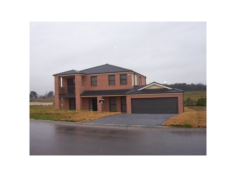 42 John Verge Avenue, Rutherford NSW 2320