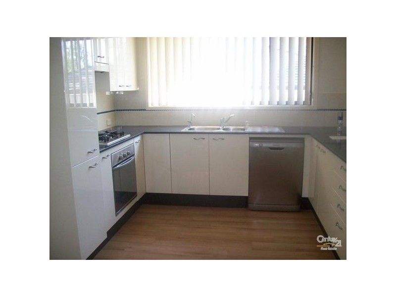 13 Cambrian Place, Tenambit NSW 2323
