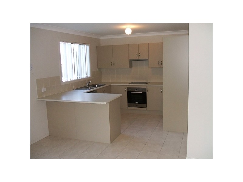 2/6 Clara Street, East Maitland NSW 2323