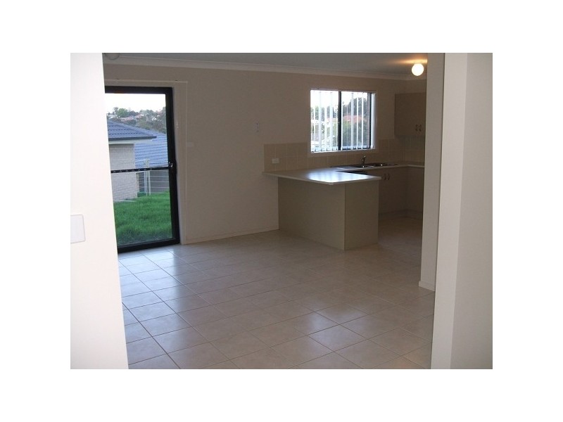 2/6 Clara Street, East Maitland NSW 2323
