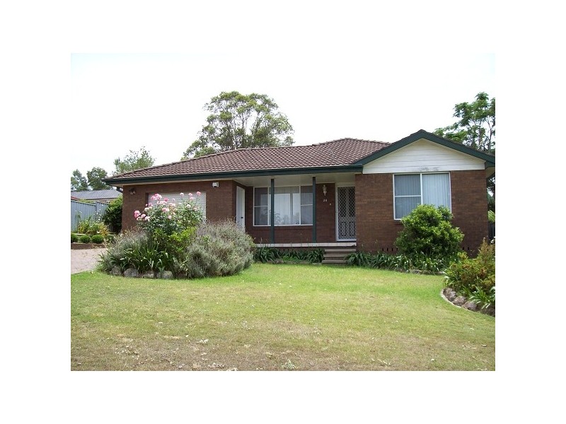28 Clayton Crescent, Rutherford NSW 2320