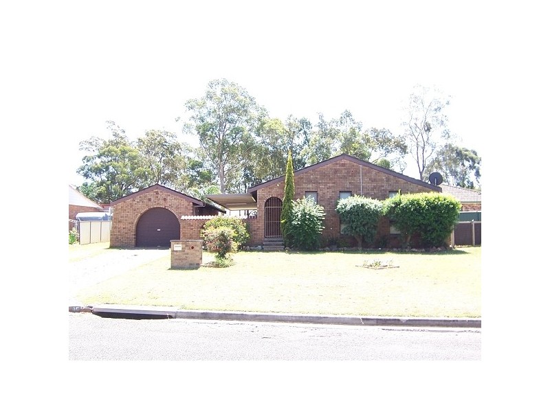 16 Pitcairn Street, Ashtonfield NSW 2323