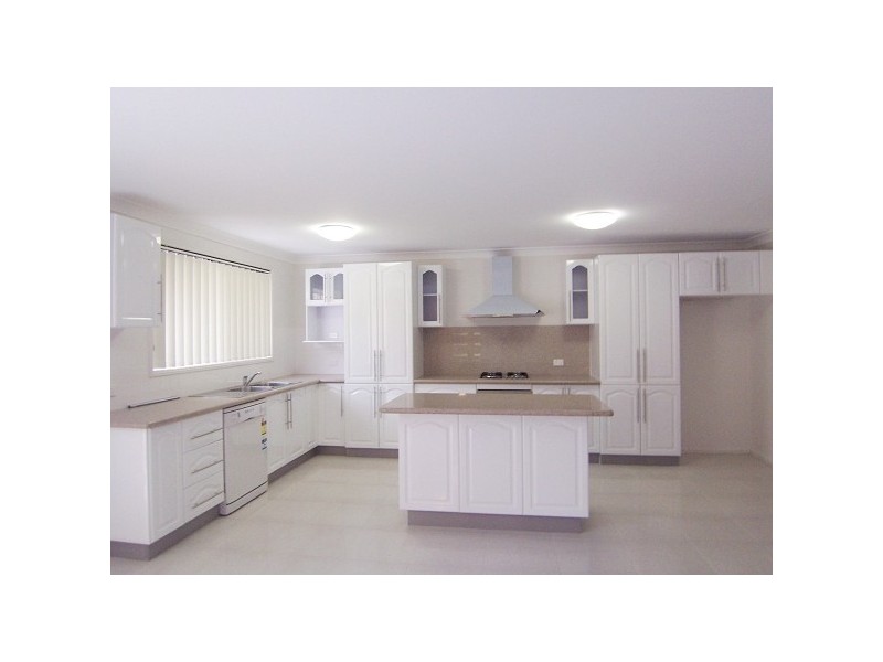 67 Clayton Crescent, Rutherford NSW 2320