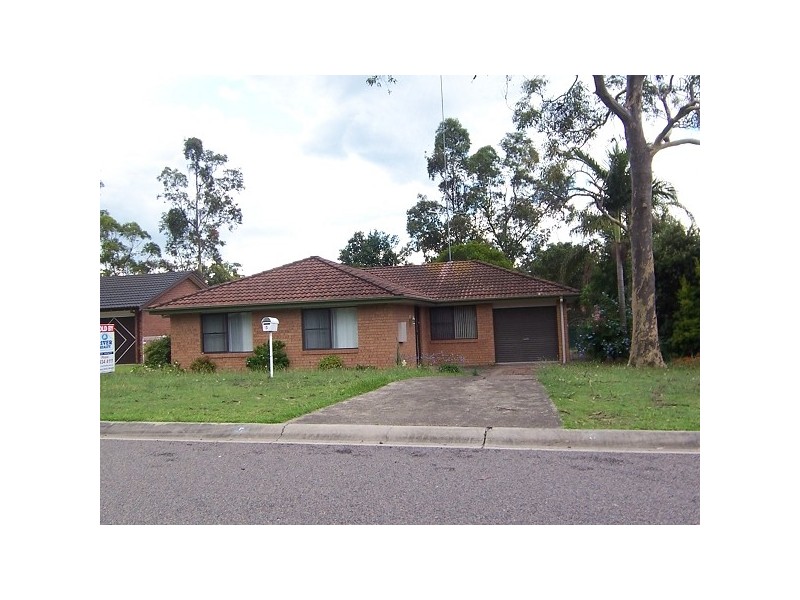 5 Tamar Close, Metford NSW 2323