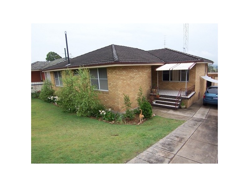 74 Thompson St, East Maitland NSW 2323