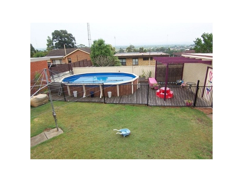 74 Thompson St, East Maitland NSW 2323