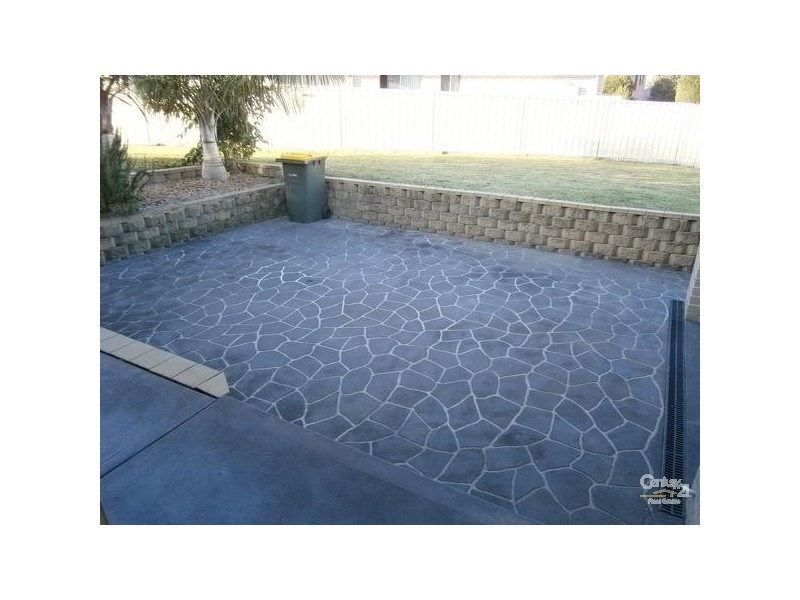 18 Stanton Dr, Morpeth NSW 2321