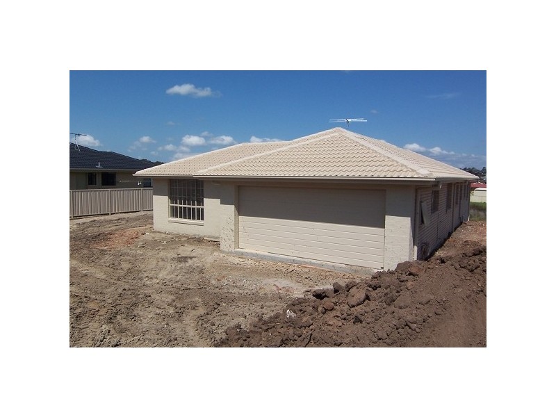 239 Denton Park Dr, Aberglasslyn NSW 2320