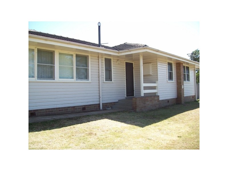 3 Neville Street, Rutherford NSW 2320