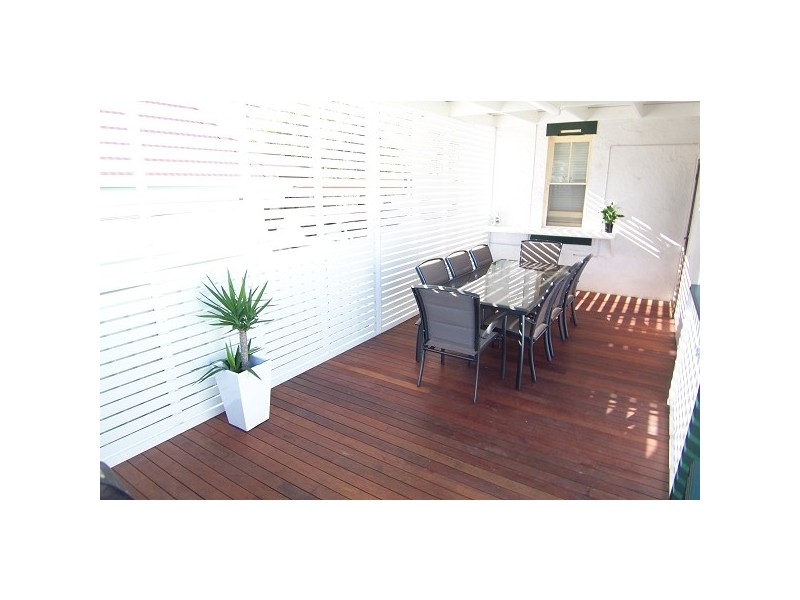 8 William Street, Telarah NSW 2320