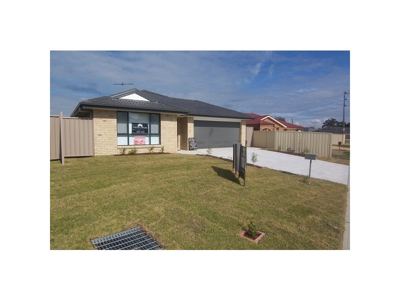 4 Ashton Drive, Heddon Greta NSW 2321