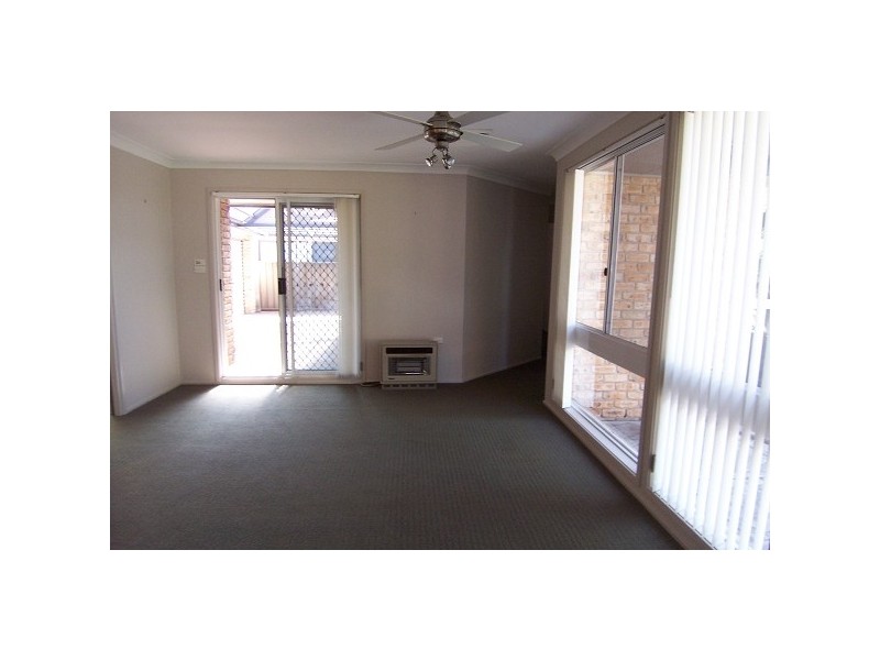 10 South Seas Drive, Ashtonfield NSW 2323