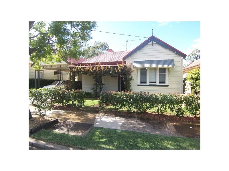 69 Regent Street, Maitland NSW 2320