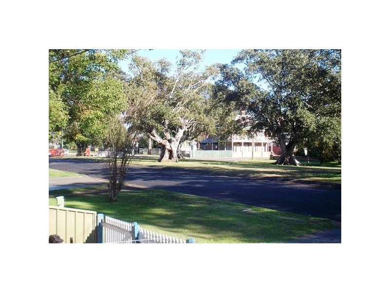 6 William Street, East Maitland NSW 2323