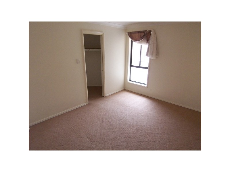 57b Squadron Crescent, Rutherford NSW 2320
