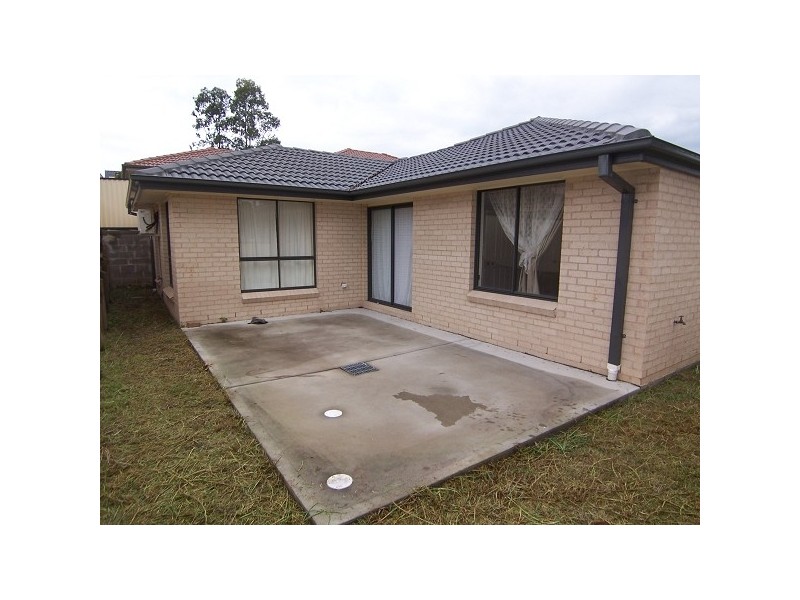 57b Squadron Crescent, Rutherford NSW 2320