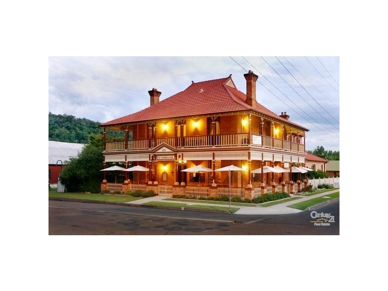 19 King Street, Paterson NSW 2421