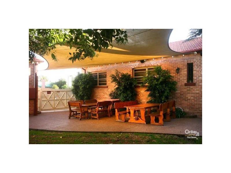 19 King Street, Paterson NSW 2421