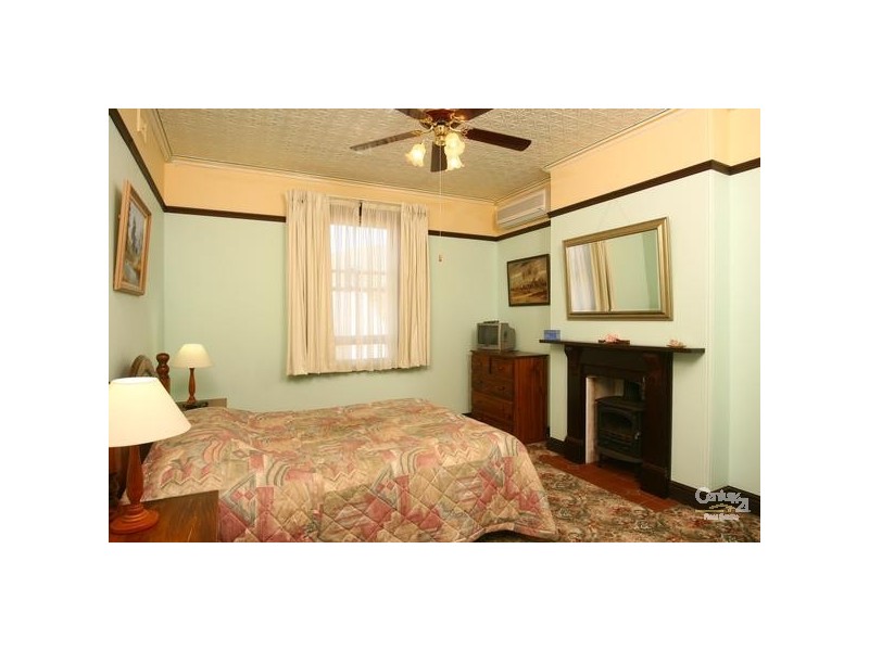 19 King Street, Paterson NSW 2421