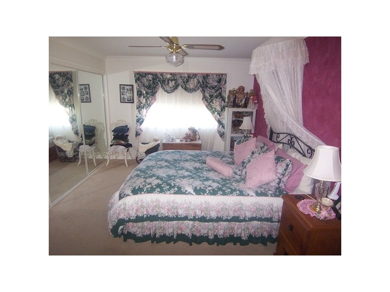 14 Evans Street, Greta NSW 2334