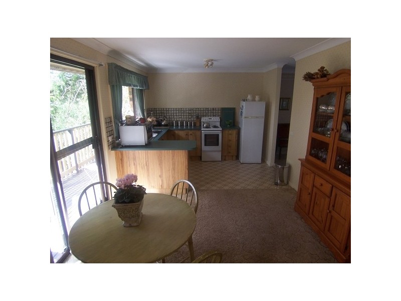 16 Evans Street, Greta NSW 2334