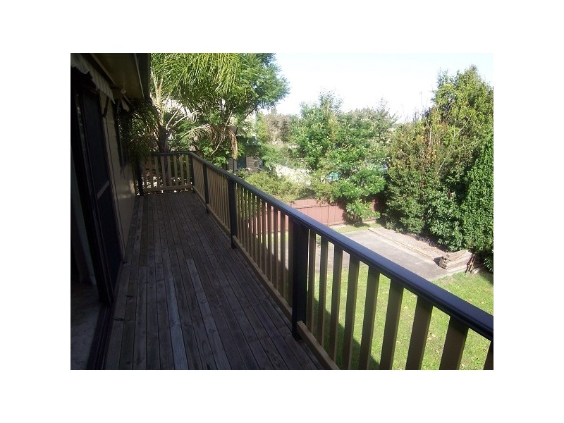 16 Evans Street, Greta NSW 2334