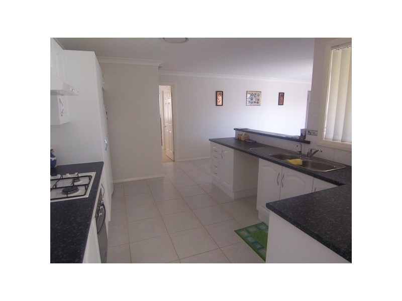 1 Strutt Crescent, Metford NSW 2323