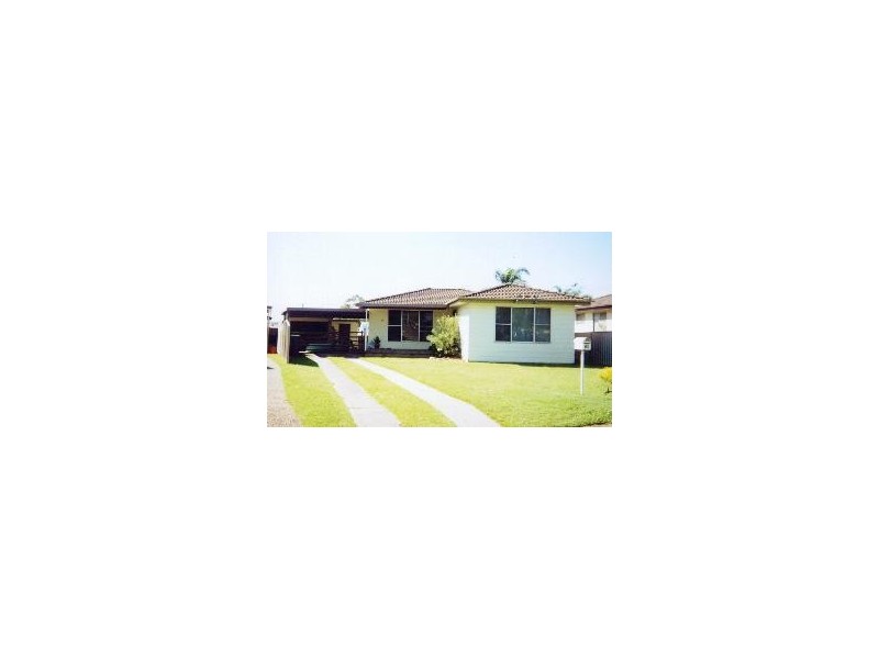 28 Burgess Parade, Tarro NSW 2322