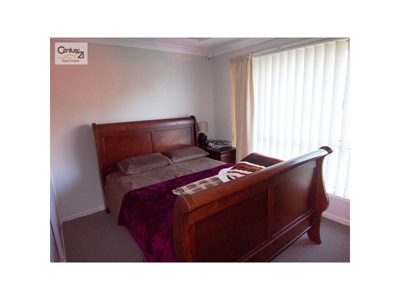 77 Melaleuca Drive, Metford NSW 2323