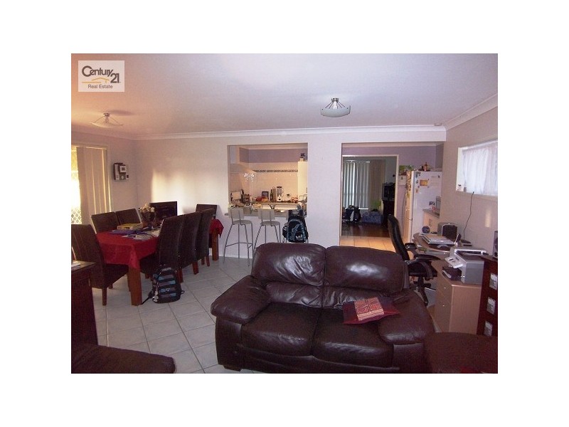 77 Melaleuca Drive, Metford NSW 2323