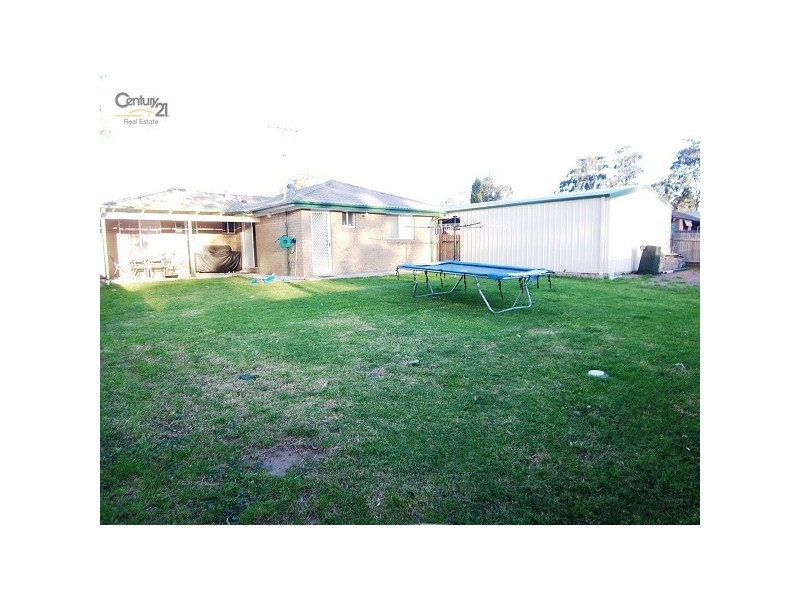 77 Melaleuca Drive, Metford NSW 2323