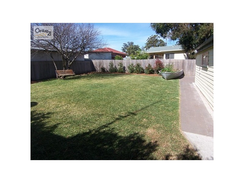 15 Compton Street, Rutherford NSW 2320