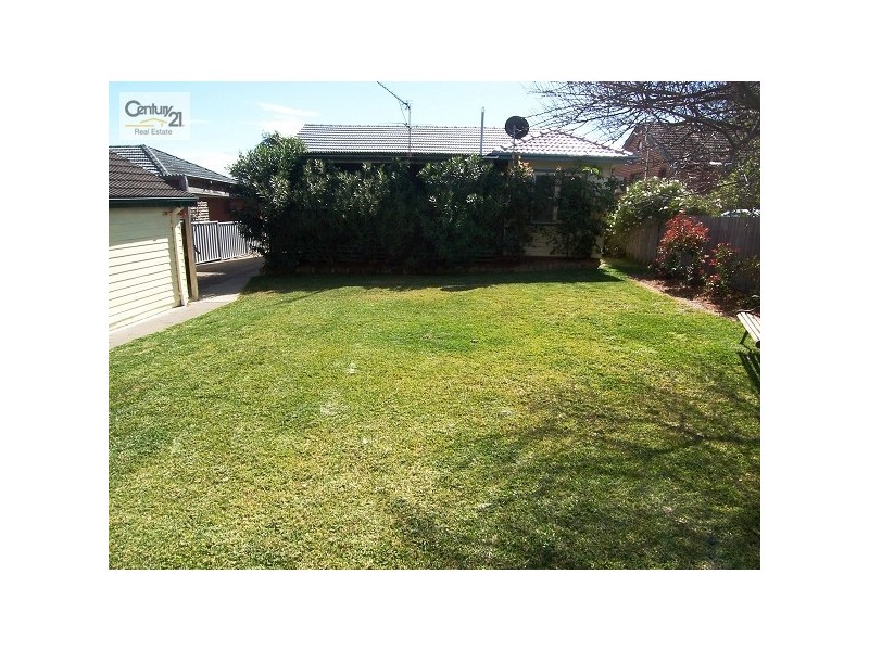 15 Compton Street, Rutherford NSW 2320