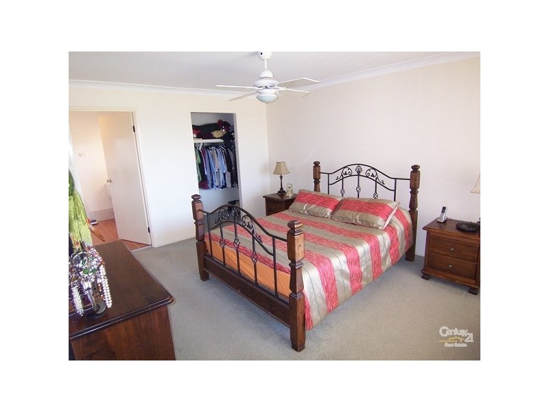 8 Wilton Drive, East Maitland NSW 2323