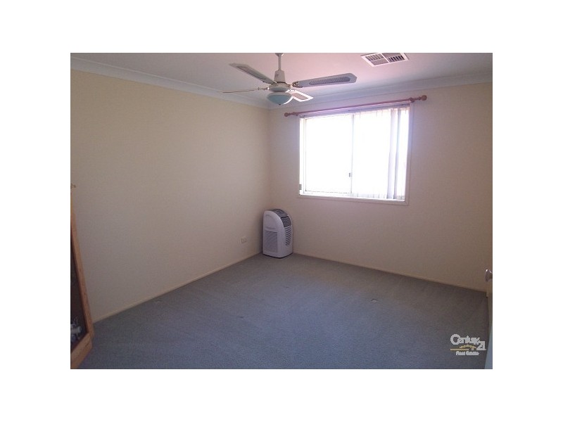 8 Wilton Drive, East Maitland NSW 2323