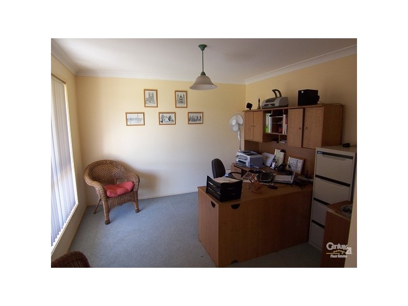 8 Wilton Drive, East Maitland NSW 2323