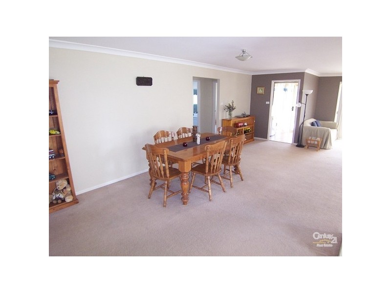 50 Streeton Drive, Metford NSW 2323