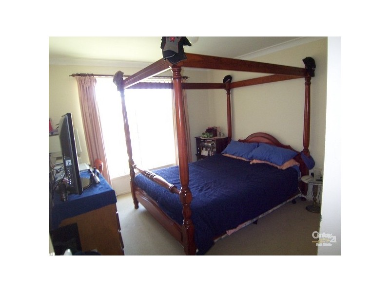 2 Alpine Close, Tenambit NSW 2323